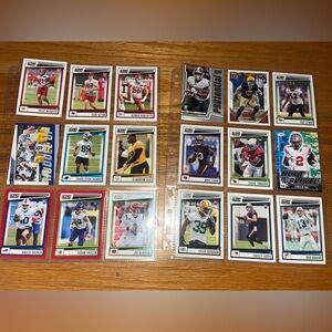 New 2015-2022 Score Football Trading Cards in Sleeves